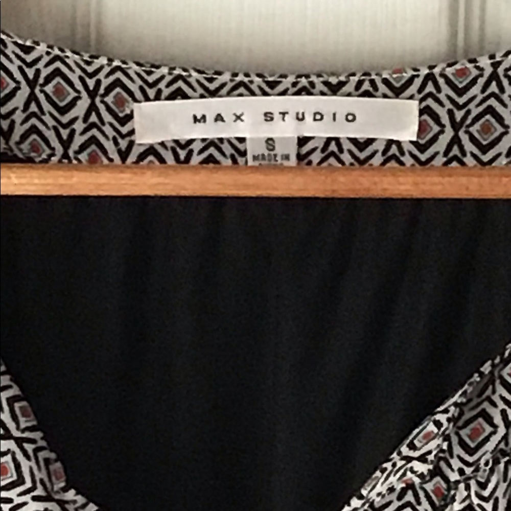 Max Studio LS Split Neck Dress - Picture 2 of 4